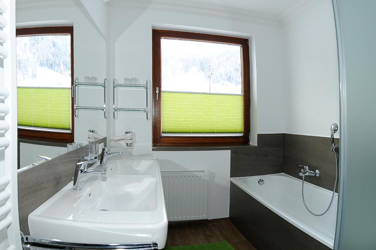 אונטרטאורן Ferienhotel Gasthof Zur Post מראה חיצוני תמונה