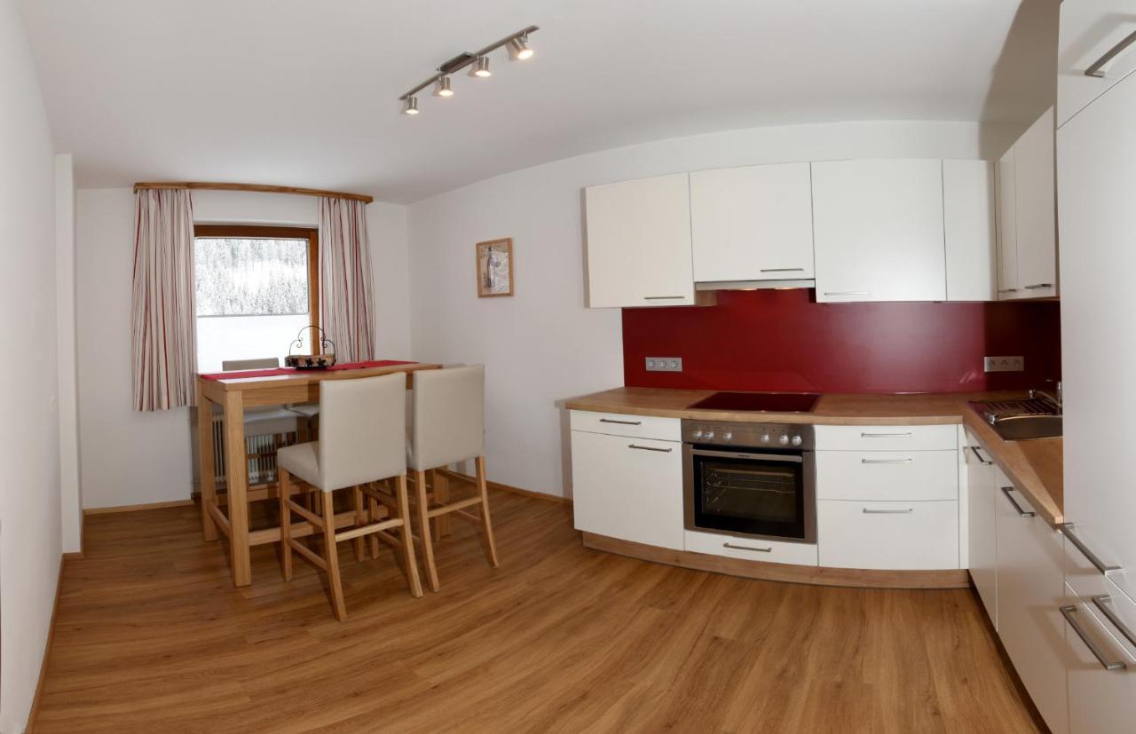 אונטרטאורן Ferienhotel Gasthof Zur Post מראה חיצוני תמונה