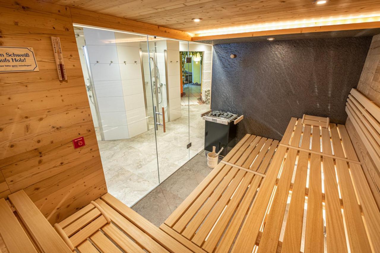 אונטרטאורן Ferienhotel Gasthof Zur Post מראה חיצוני תמונה