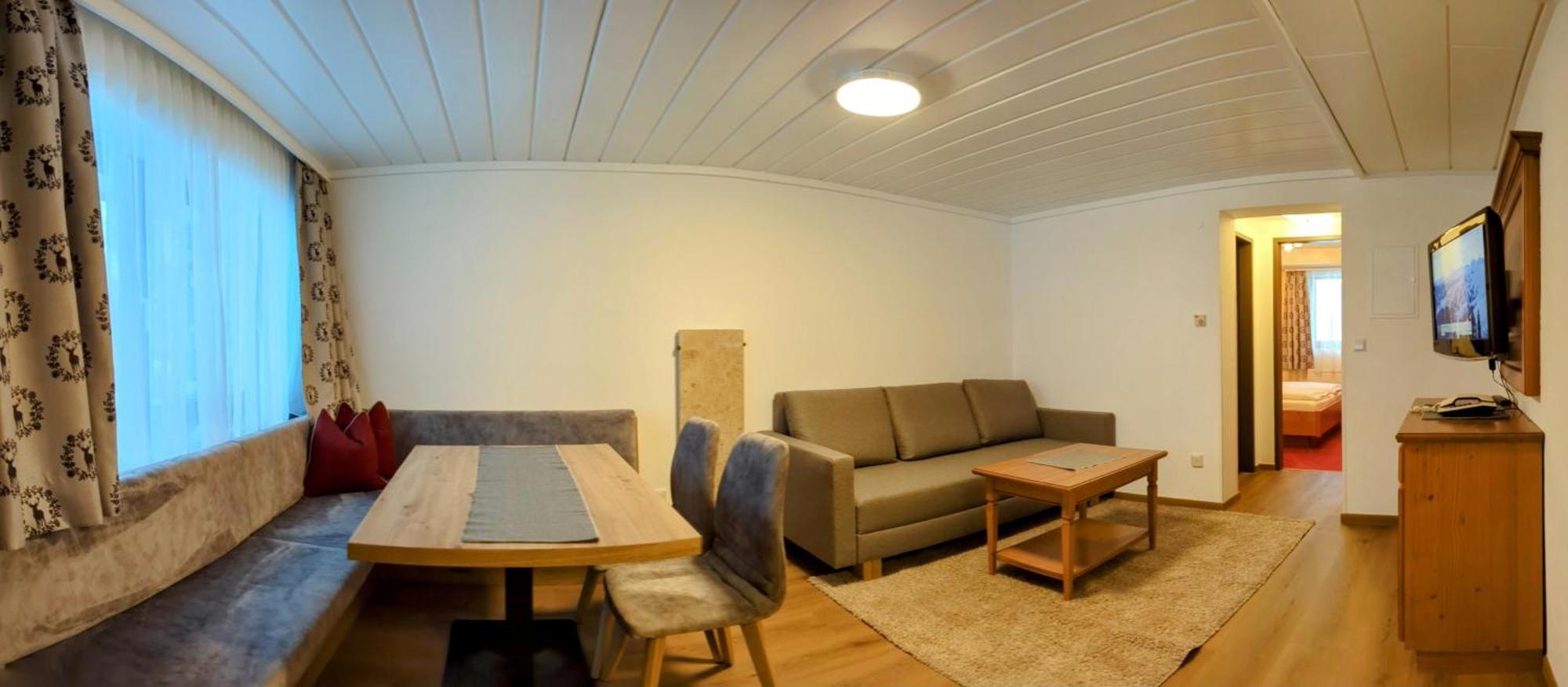 אונטרטאורן Ferienhotel Gasthof Zur Post מראה חיצוני תמונה